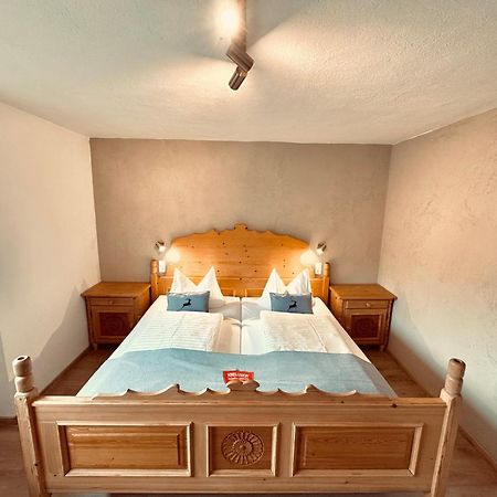 Pension Kreuzeck - Dein Gluecksplatz Am Lech Вайсенбах ам Лех Екстериор снимка