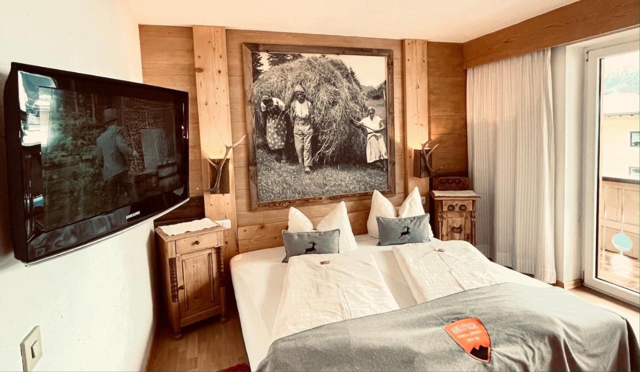 Pension Kreuzeck - Dein Gluecksplatz Am Lech Вайсенбах ам Лех Екстериор снимка
