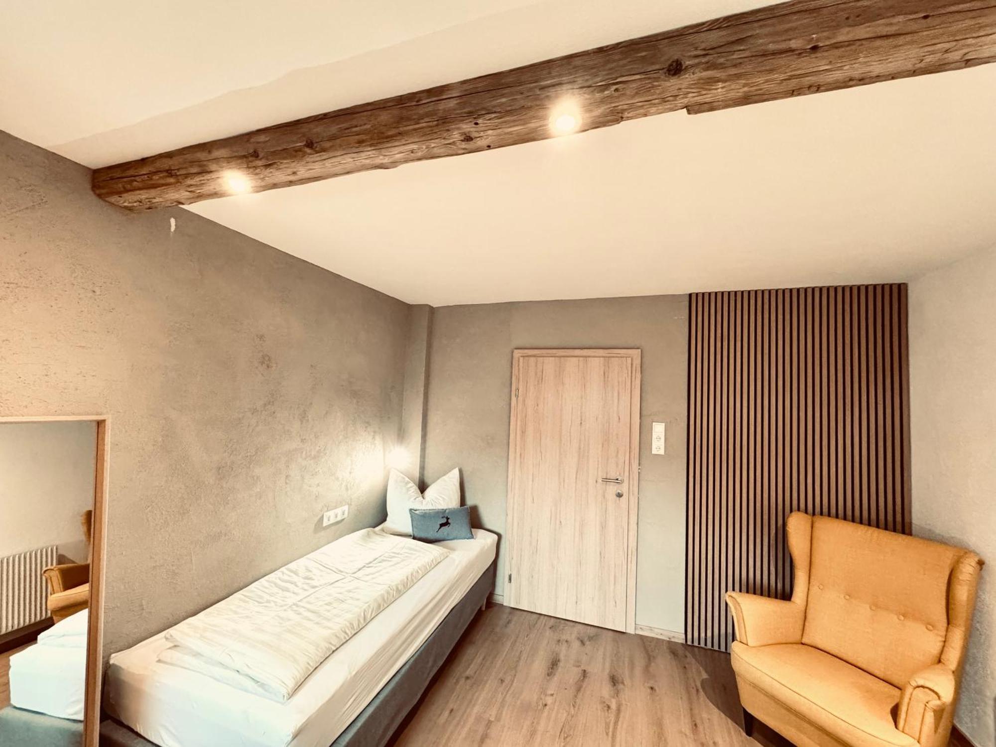 Pension Kreuzeck - Dein Gluecksplatz Am Lech Вайсенбах ам Лех Екстериор снимка